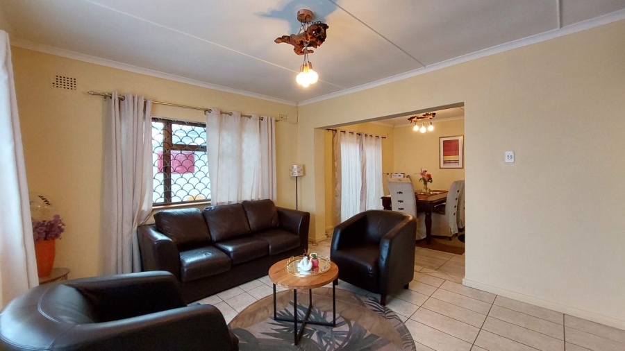 5 Bedroom Property for Sale in Retreat Western Cape